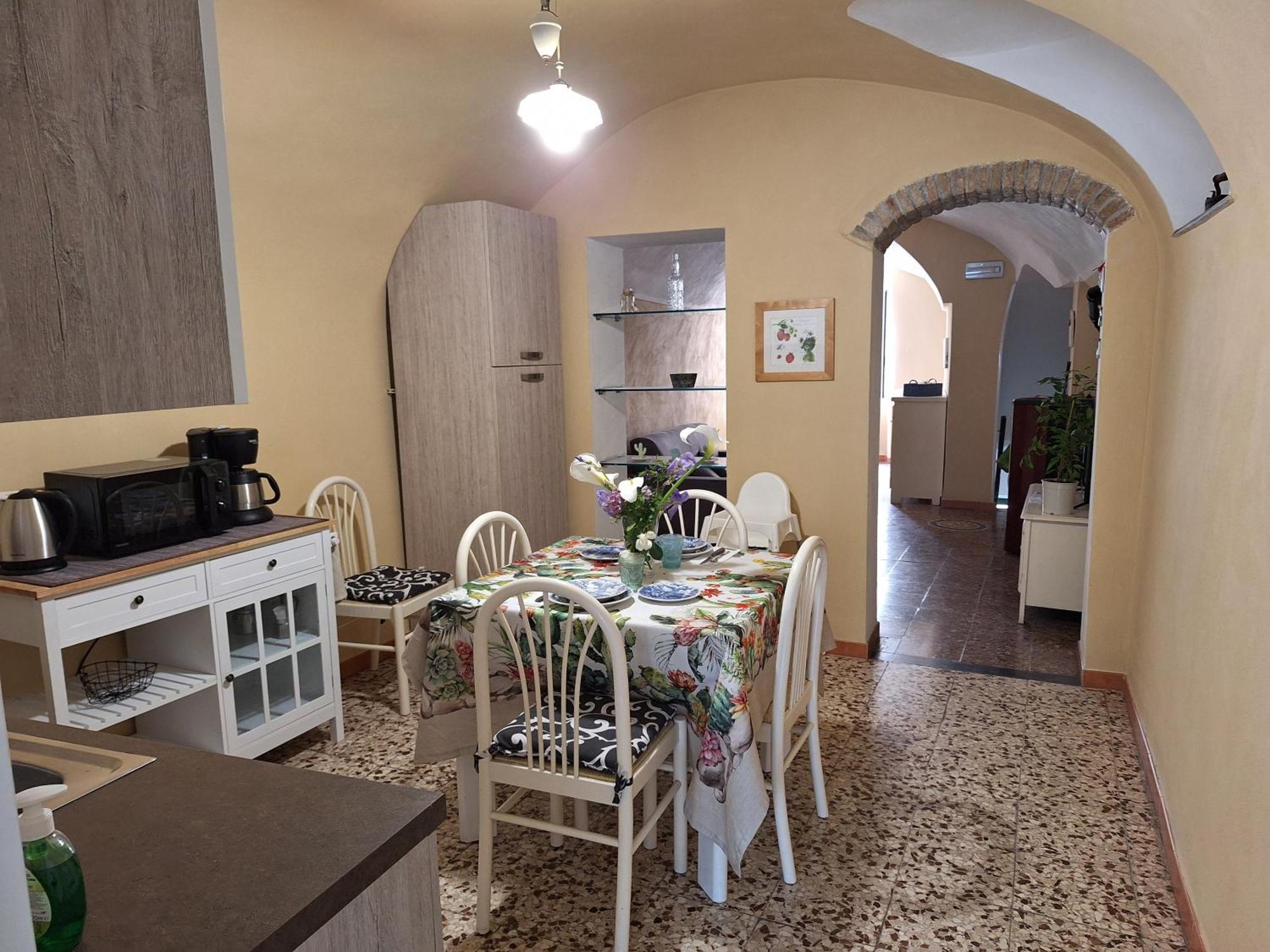 Ferienwohnung Casa Iris Cisano sul Neva Exterior foto